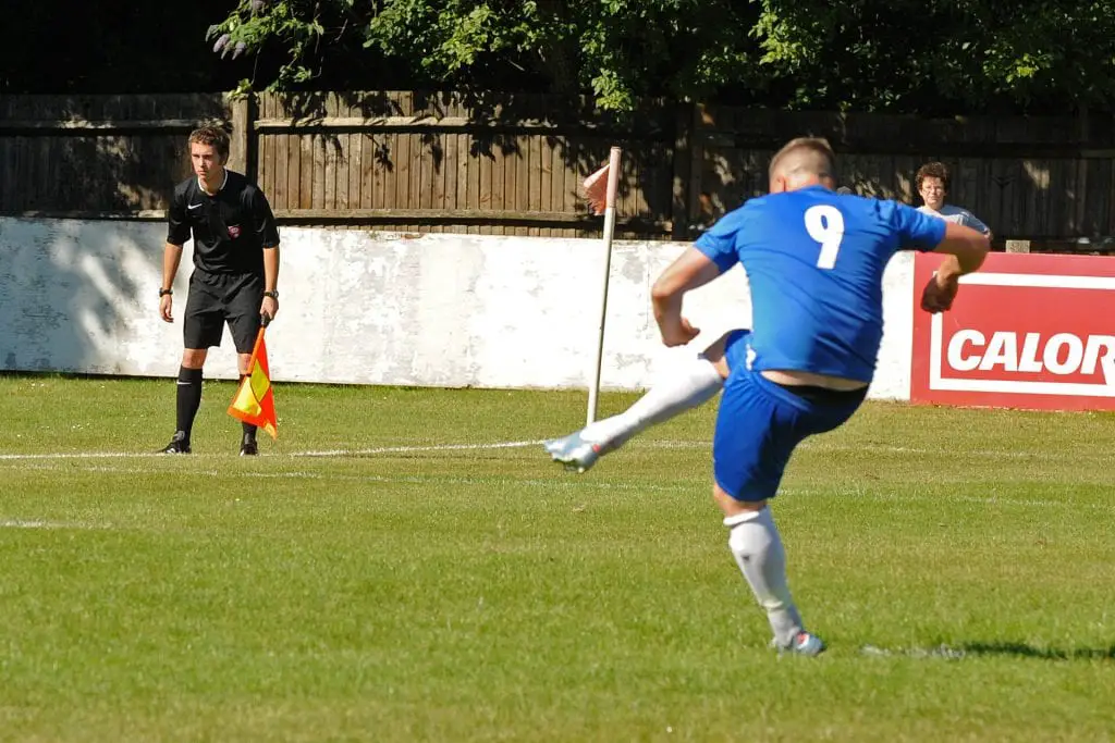 Former Bracknell Town striker Shane Cooper-Clark scores from the penalty spot to put the home side 2-1 up. Photo: Mark Pugh.