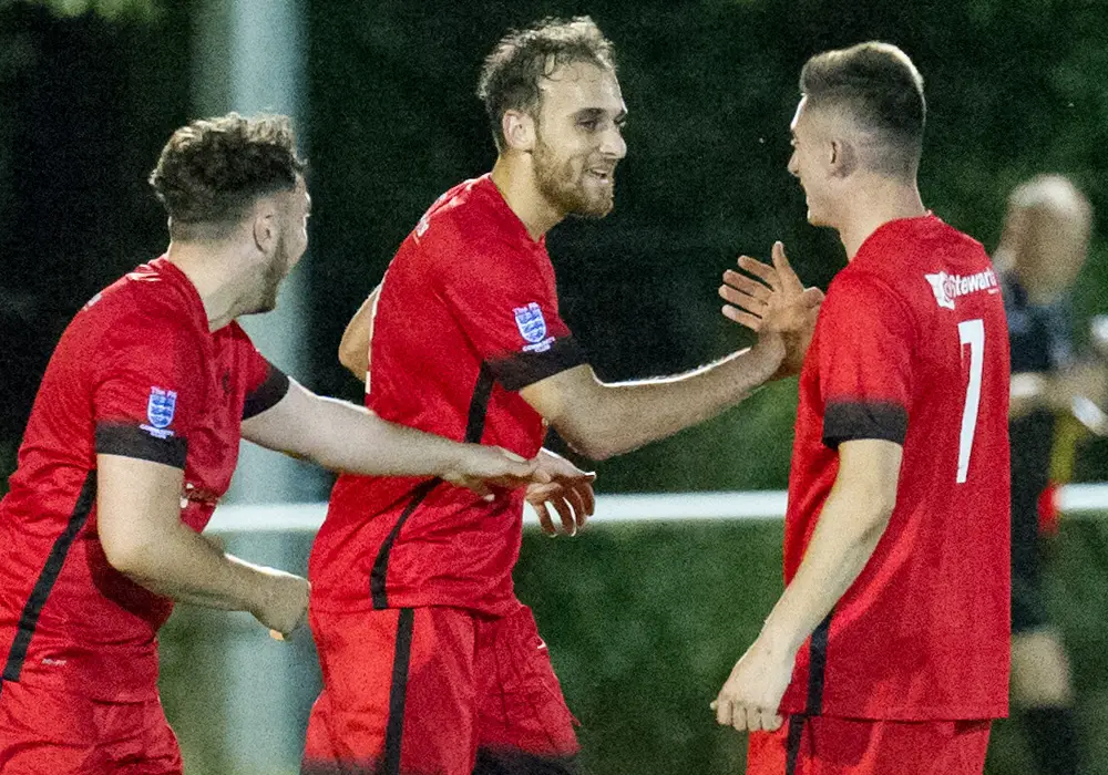 Binfield FC's Liam Ferdinand. Photo: Colin Byers.