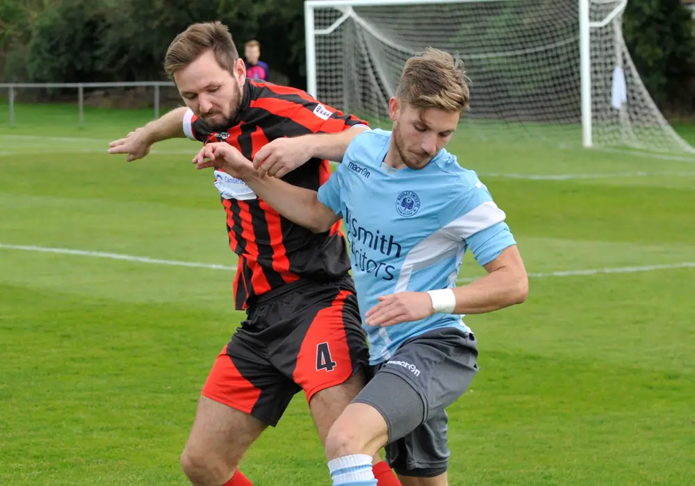 Finchampstead FC vs Woodley United FC in the Uhlsport Hellenic League Division 1 East. Photo: Mark Pugh.