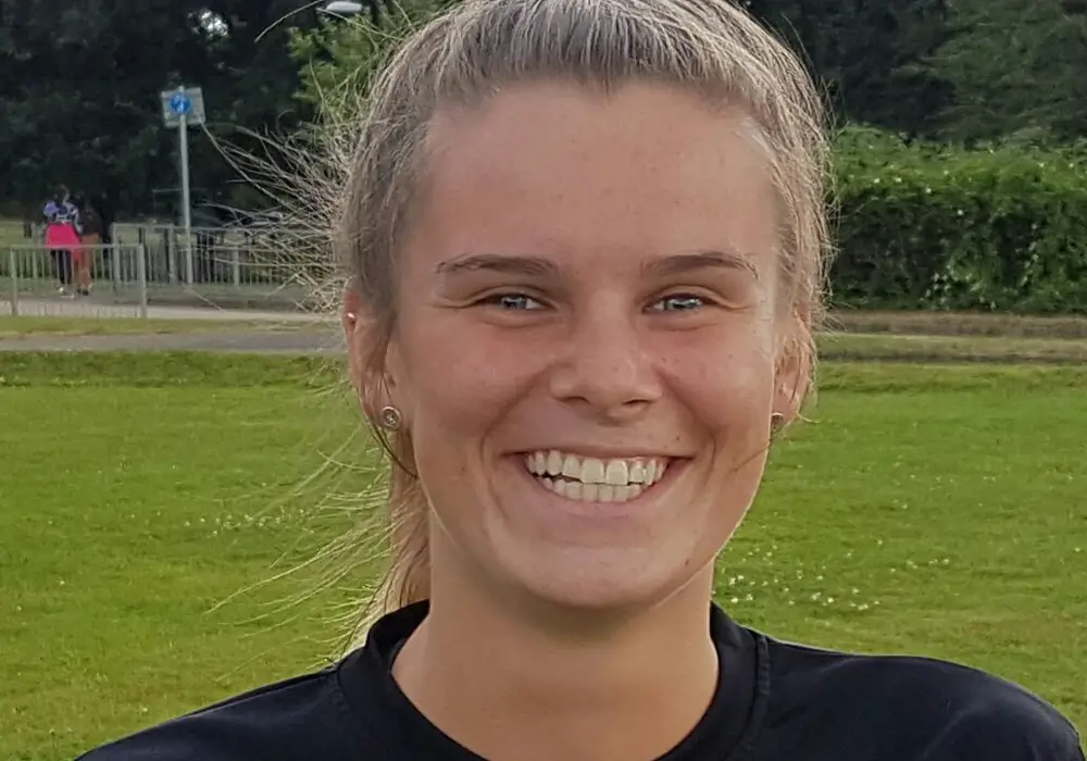 Ascot United Ladies Lucy Holzman-Clarke. Photo: @AscotLadiesFC