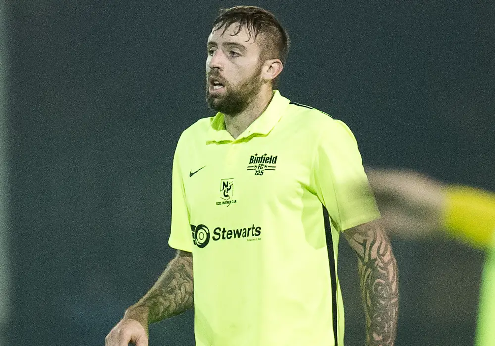 Binfield FC defender Gary Smith. Photo: Colin Byers.