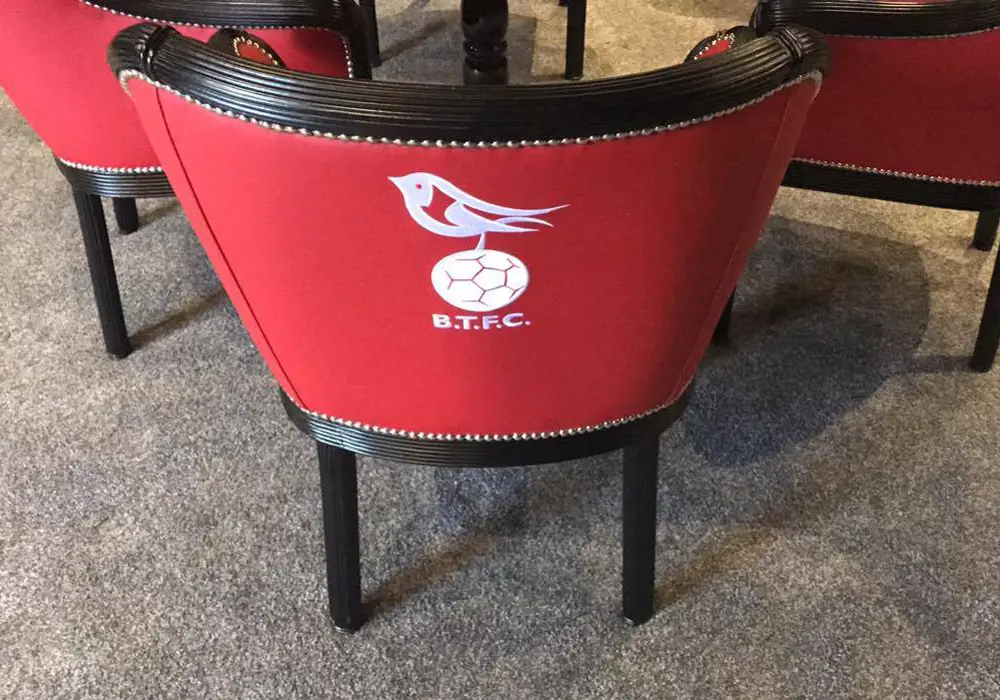 Those great old seats from the bar have been lovingly restored. Photo: @bracknelltownfc