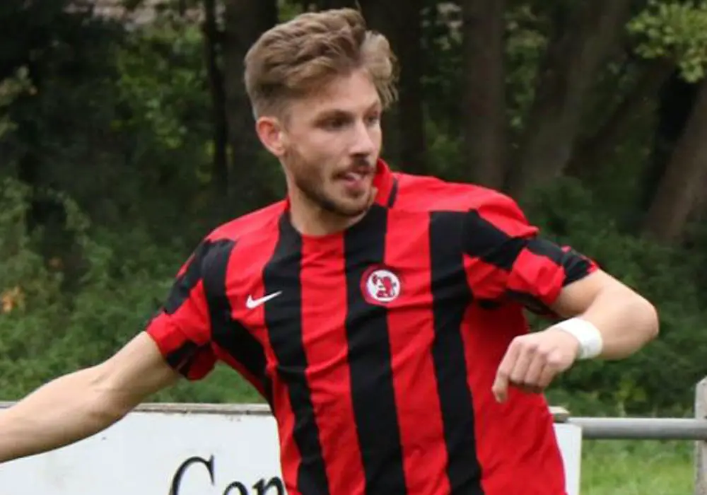 Sandhurst Town's Charlie Oakley. Photo: Richard Milam.