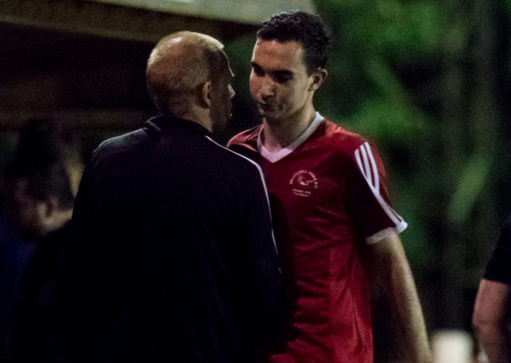 Bracknell Town's Ben Poynter. Photo: Neil Graham.