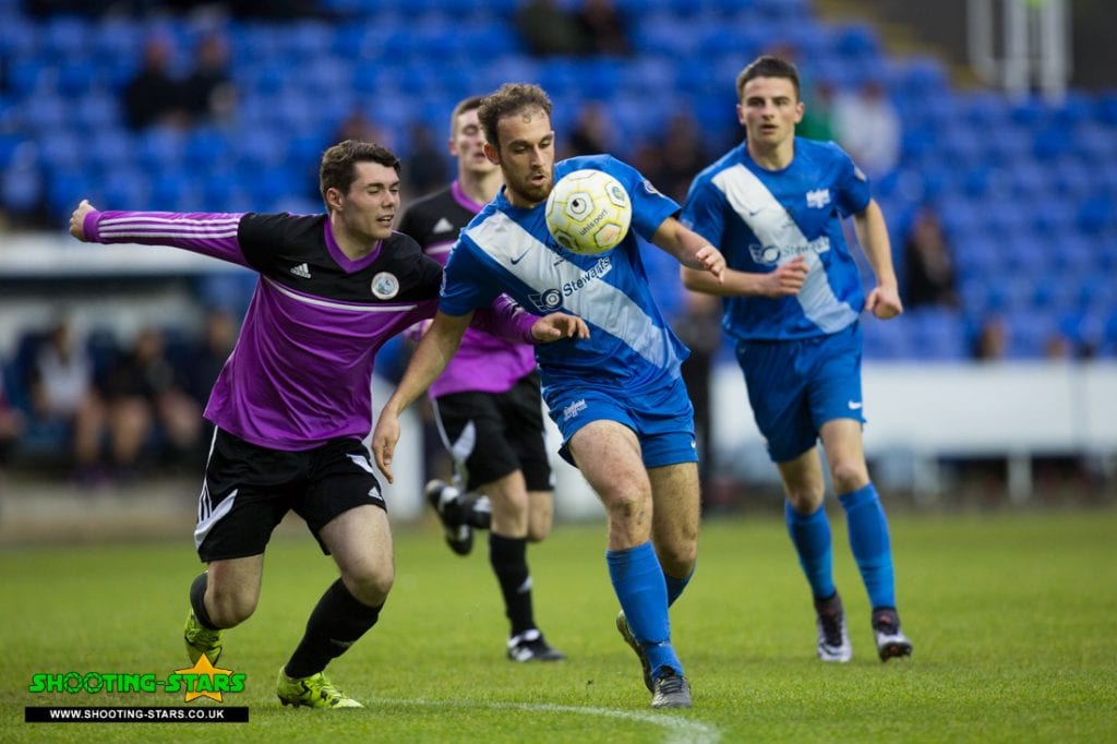 Binfield striker Liam Ferdinand. Photo: Rob Mack.