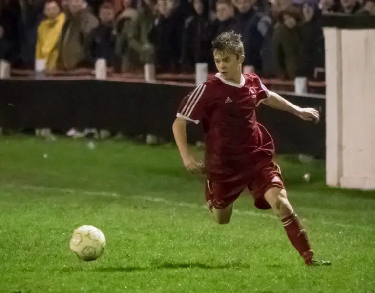 George Lock in full flow for Bracknell Town. Photo: Neil Graham.