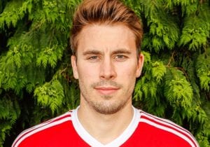 Bracknell Town's Lee Boon. Photo: Neil Graham.