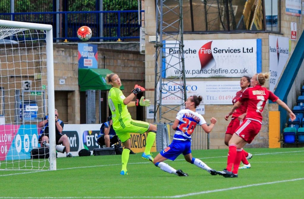 Melissa Fletcher scores for Reading FC Women. Photo: Neil Graham.