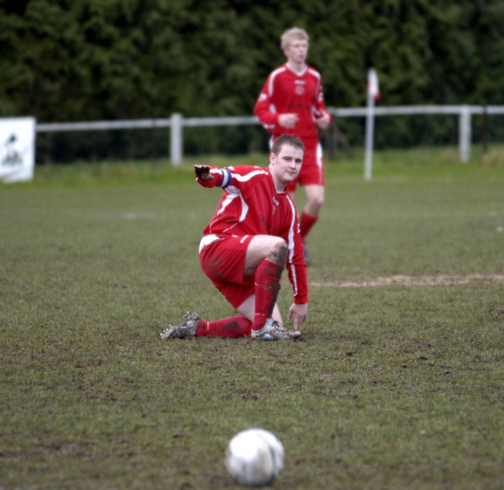 Neil Baker playing for Bracknell Town.