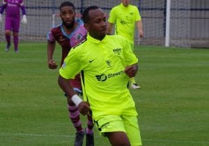 Binfield FC's Mo Davies. Photo: James Green.