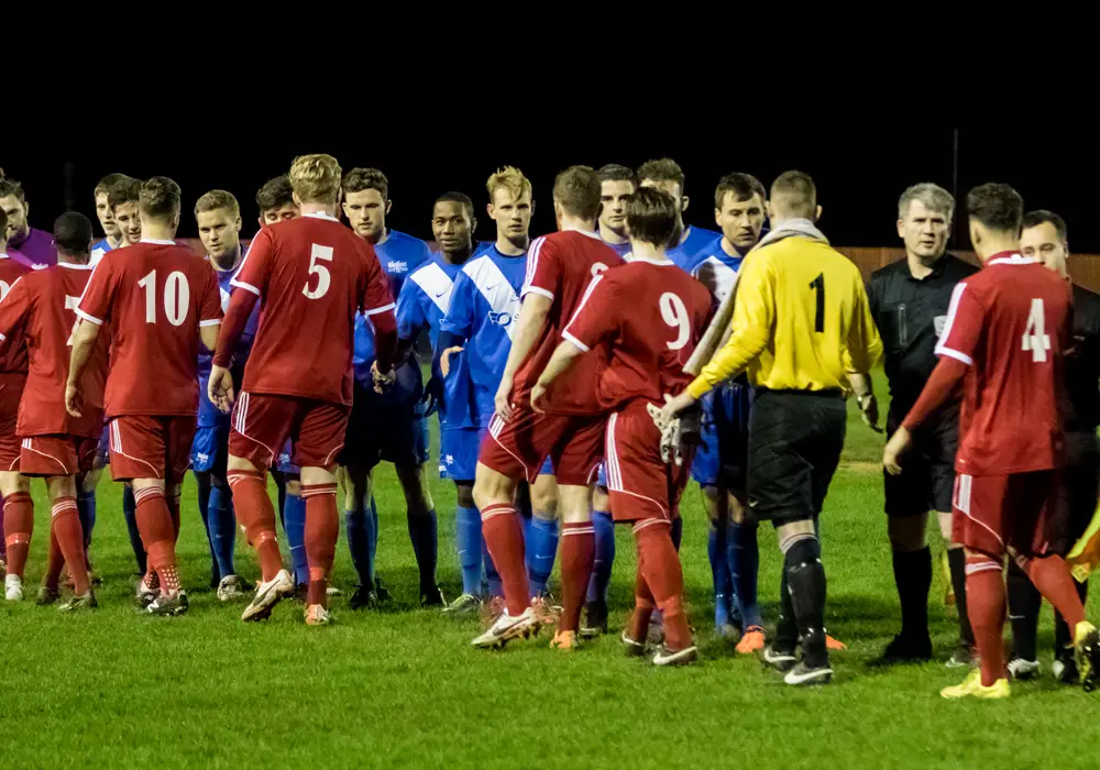 Bracknell Town vs Binfield at Larges Lane. Photo: Neil Graham.