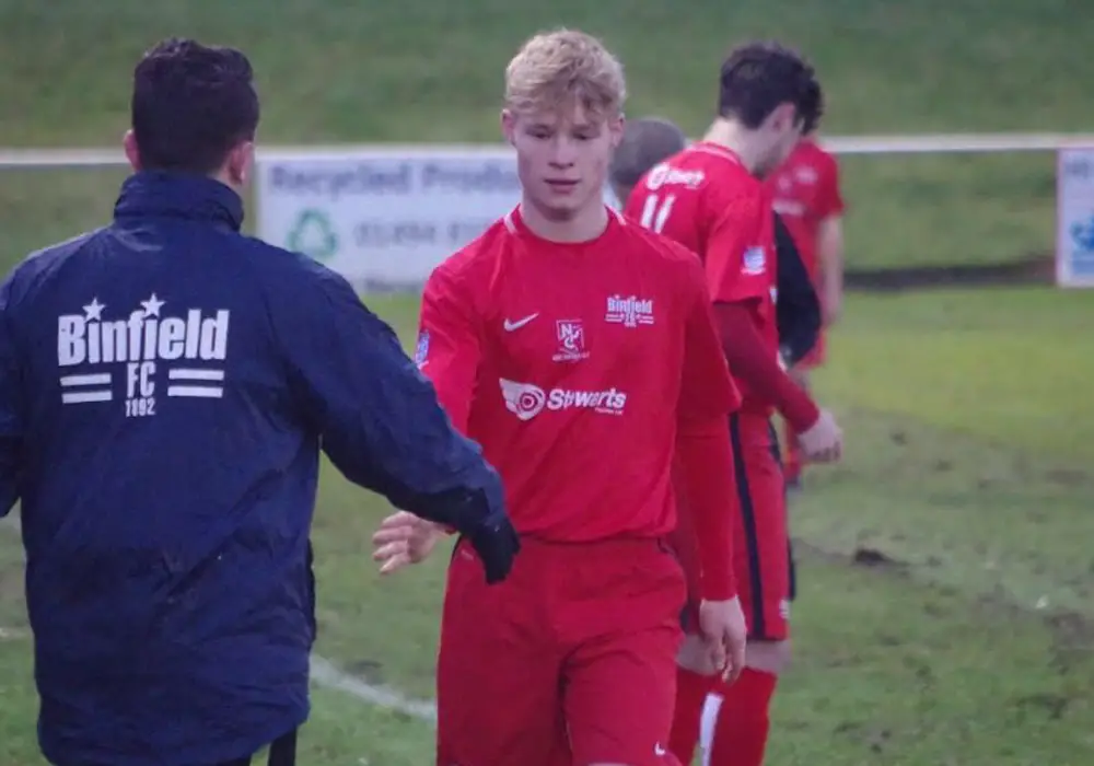 Binfield FC's George Smith. Photo: James Green.