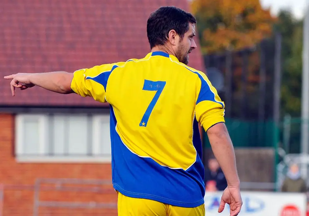 Ascot United's Jeff Lamb. Photo: Mark Pugh.