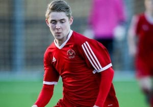 Bracknell Town FC's Dan Roberts. Photo: Neil Graham.