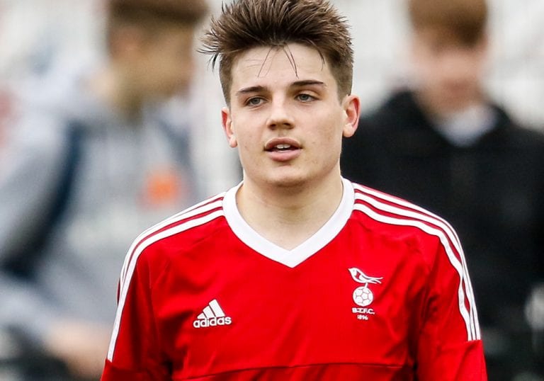 Bracknell Town FC winger Seb Bowerman. Photo: Neil Graham.