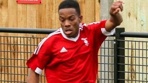 Cropped Kensley Maloney Bracknell Town FC.jpg