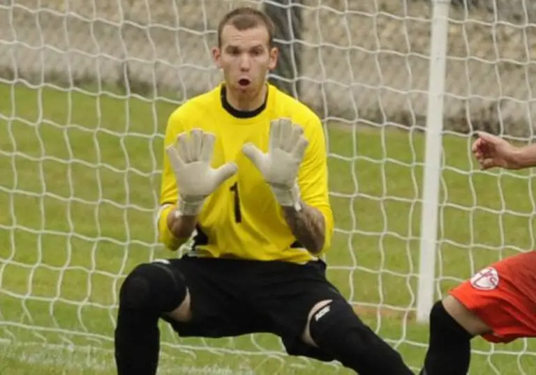 AFC Aldermaston goalkeeper Dan Smith. Photo: Mark Pugh.