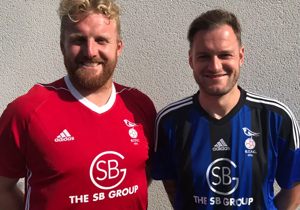 The 2017/18 Bracknell Town home and away kits. Photo: @bracknelltownfc