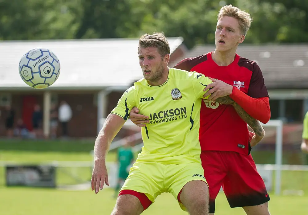 Binfield vs Horndean in the FA Cup. Photo: Colin Byers.