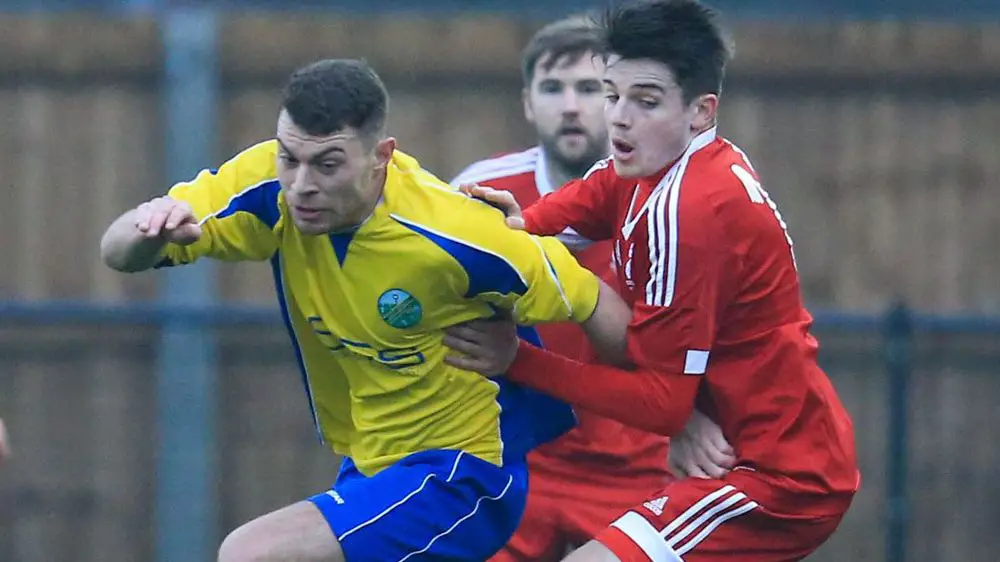 Bracknell Town vs Ascot United. Photo: Neil Graham.