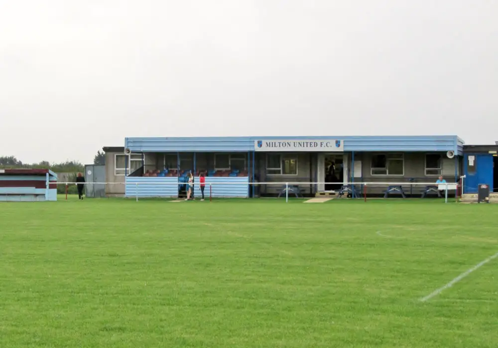 Milton United at Potash Lane. Photo: Laurence Reade.