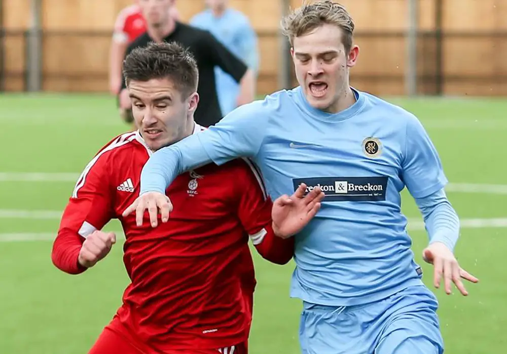 Bracknell Town's Khalid Senussi against Ardley United. Photo: Neil Graham.