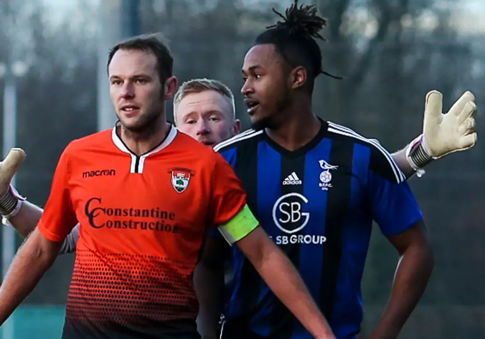 Bracknell Town defender Justin Clayton. Photo: Neil Graham.