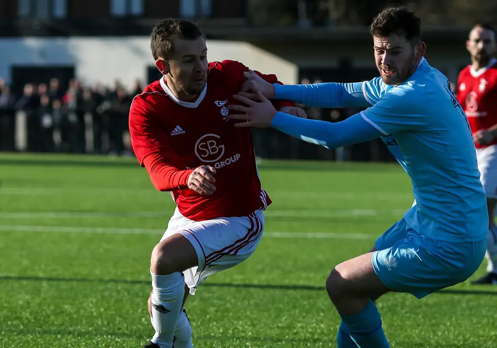 Bracknell Town's Dave Hancock. Photo: Neil Graham.