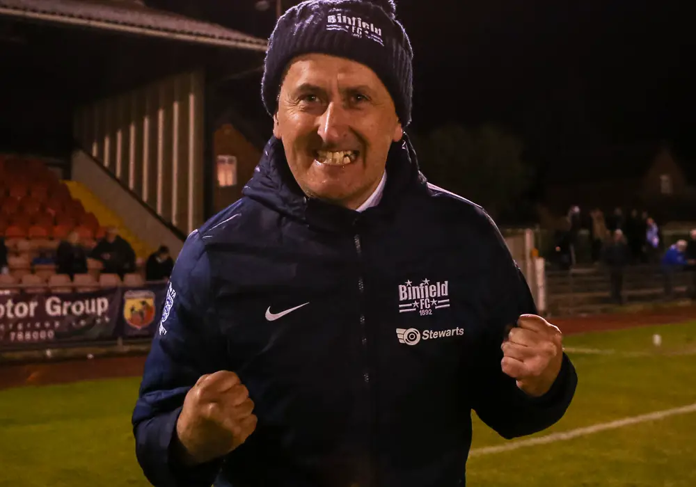 Binfield manager Roger Herridge. Photo: Neil Graham.