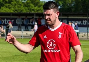 Bracknell Town player manager Carl Davies. Photo: Neil Graham.