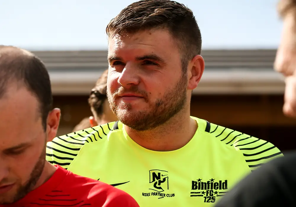 Binfield goalkeeper Chris Grace. Photo: Neil Graham.