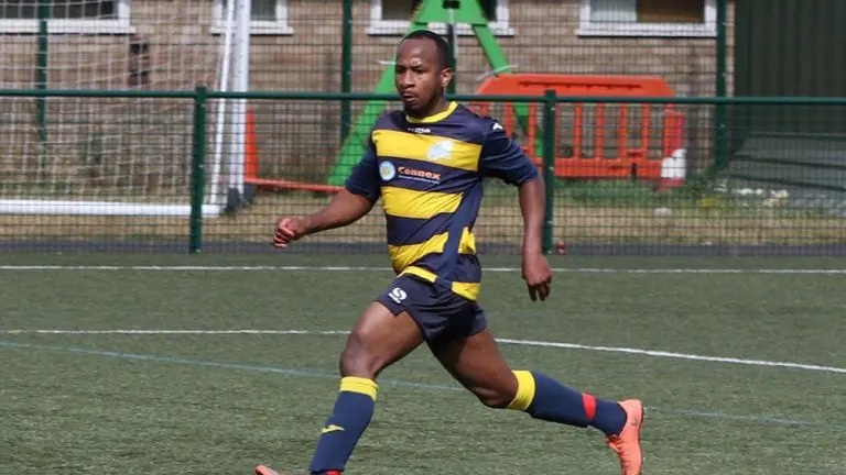 Mo Davies in action for Everlsey & California FC. Photo: Richard Milam.