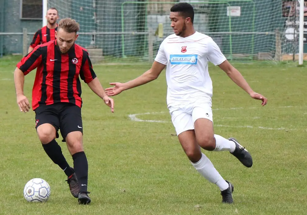 Bicester Town take on Sandhurst Town at Bottom Meadow. Photo: Richard Milam.