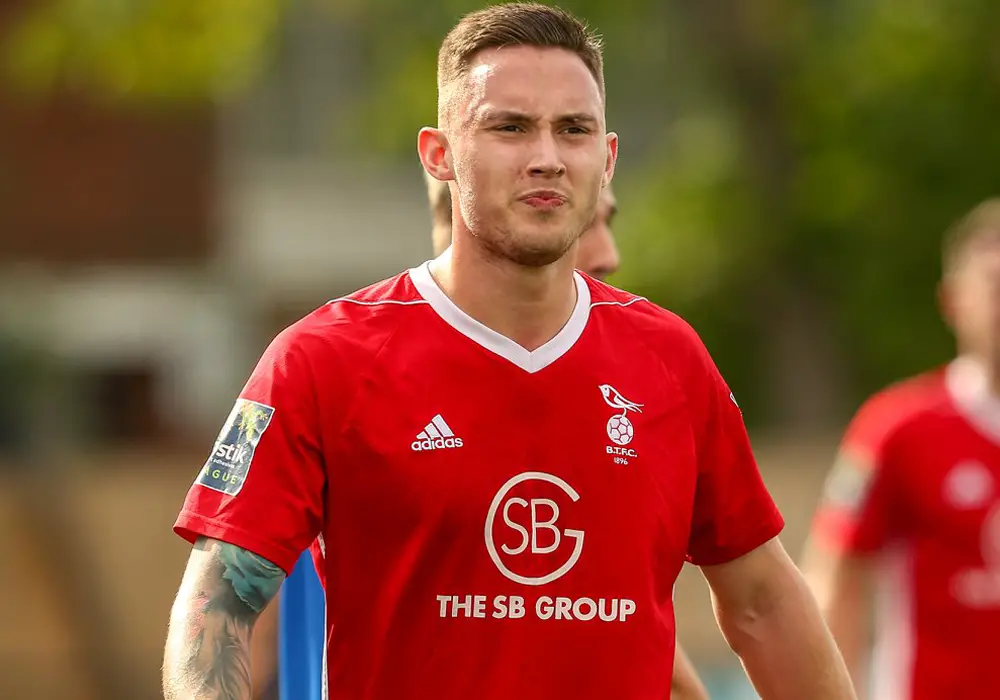 Bracknell Town's Joe Grant. Photo: Neil Graham.