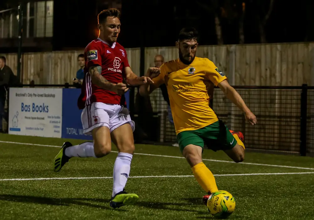 Bracknell Town vs Horsham in the Velocity Cup. Photo: Neil Graham.