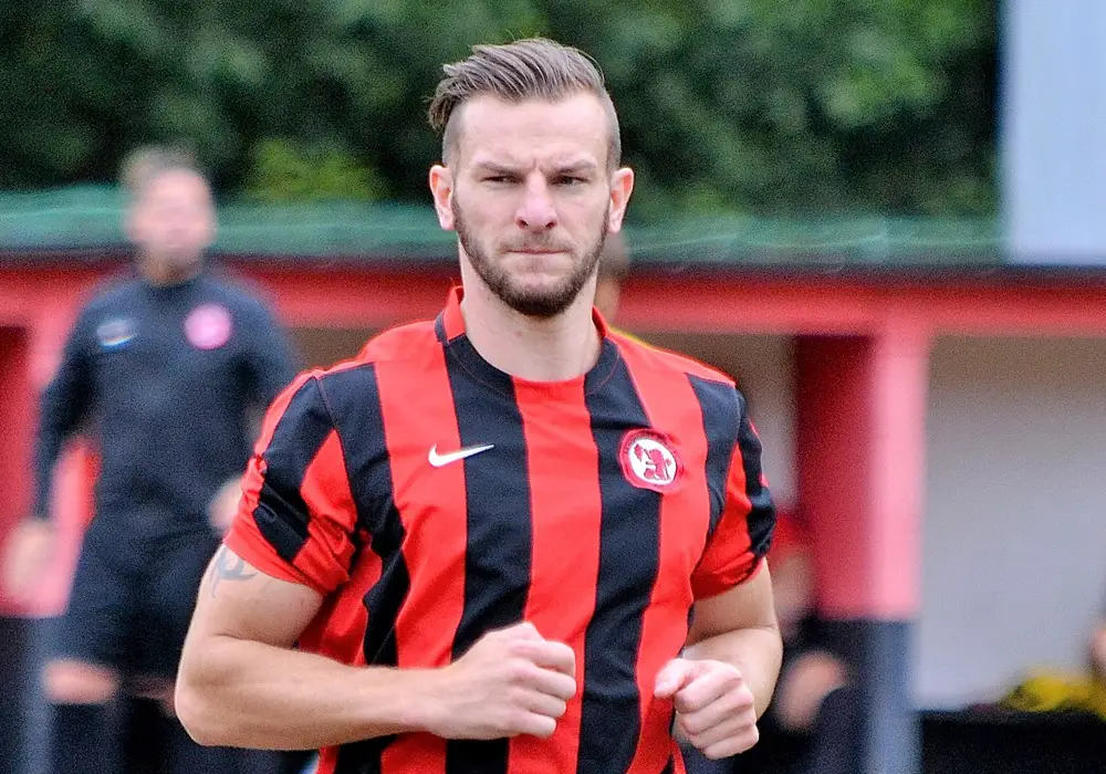 Sandhurst Town's Sam Green. Photo: Andrew Ormerod.