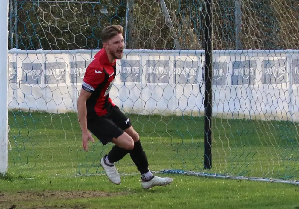 Charlie Oakley scores for Sandhurst Town. Photo: Simon Bryce.