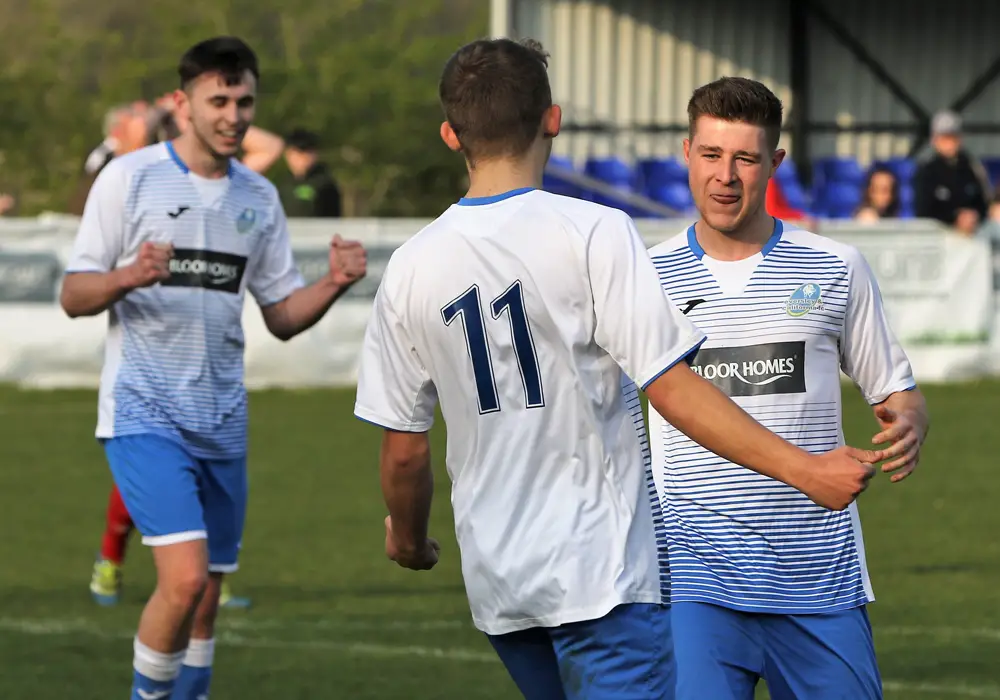 Ross McKernan celebrates for Eversley & California. Photo: Richard Milam.