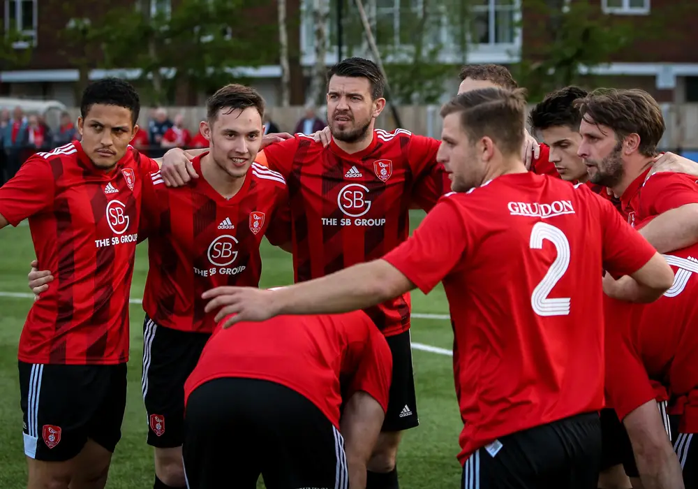 Bracknell Town vs Westfield in the play offs. Photo: Neil Graham.