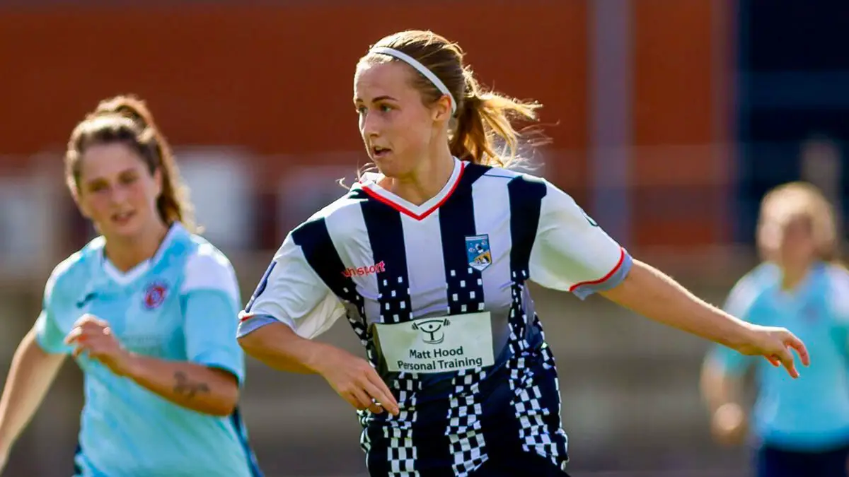 'at The Age Of 12 Or 13 I Just Stopped' Maidenhead United's Simone O'brien