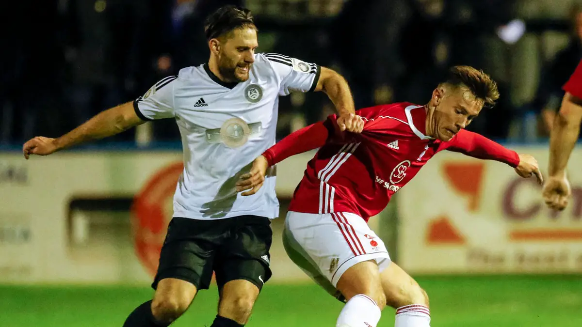 Hungerford Town vs Bracknell Town. Photo: Neil Graham / ngsportsphotography.com
