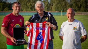 Lee Ovens 300 appearances
