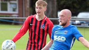 Action from Maidenhead Town vs Finchampstead. Photo: Andrew Batt.