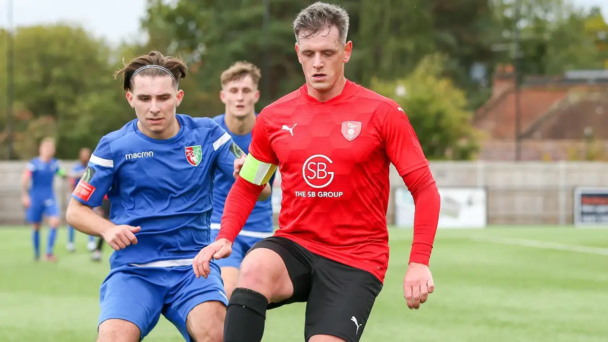 Bracknell Town captain Max Herbert. Photo: Neil Graham / ngsportsphotography.com