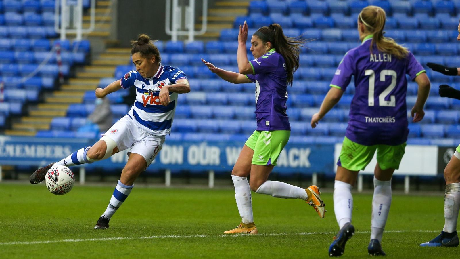 Fara Williams strikes for Reading FC Women. Photo: Neil Graham / ngsportsphotography.com