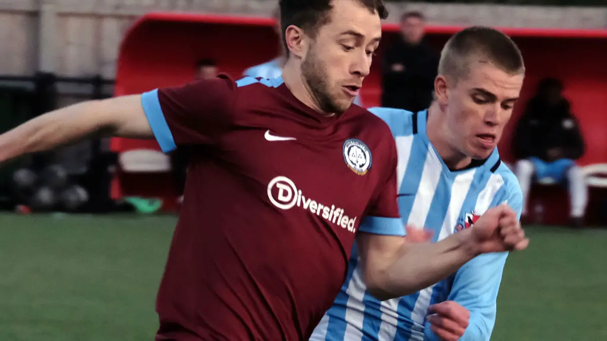 Action from Berks County vs Finchampstead. Photo: Andrew Batt.