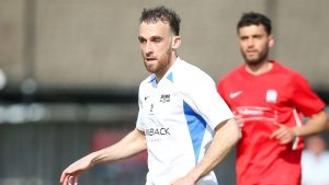 Binfield FC striker Liam Ferdinand. Photo: Neil Graham / ngsportsphotography.com
