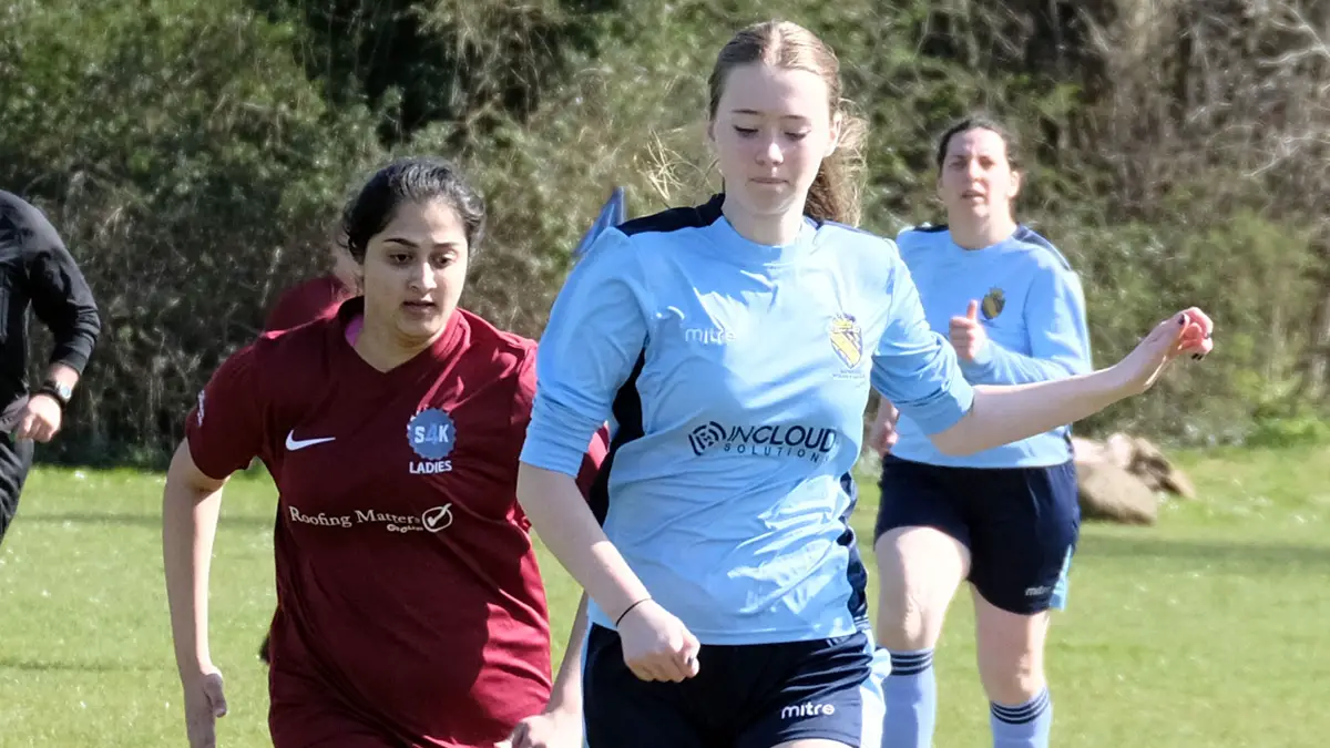 Wargrave Women vs S4K Ladies. Photo: Andrew Batt.