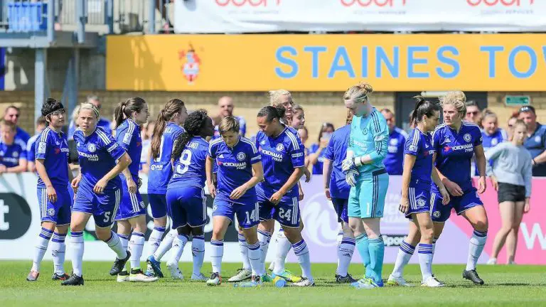 Chelsea Women at Staines Town FC. Photo: Neil Graham / ngsportsphotography.com