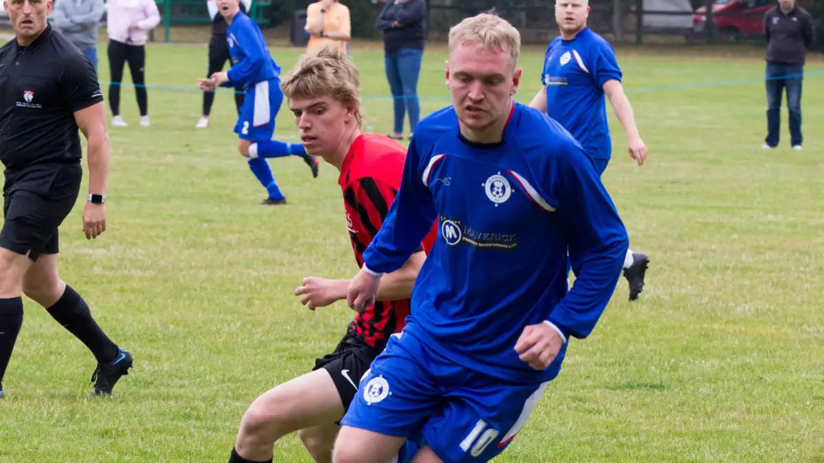 Bowyer gives Burghfield FC opening day Thames Valley Premier League win